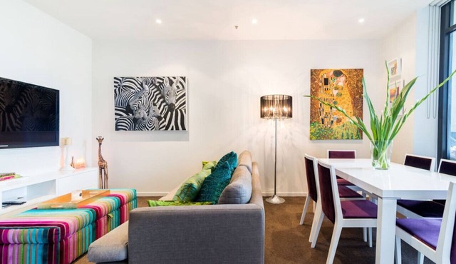 Modern 1BD in the Heart of Richmond w/Pool & Gym!