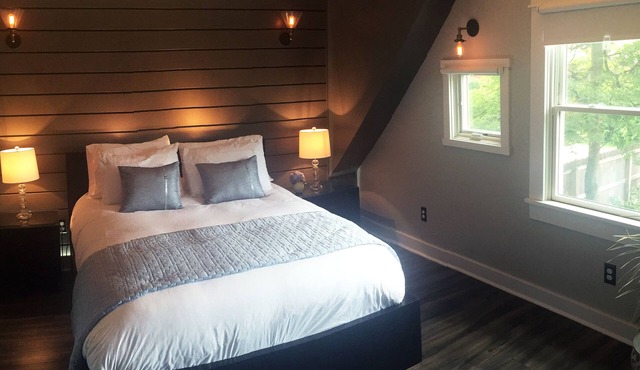 Modern 1Bed/1Bath private apartment near downtown/East Nashville