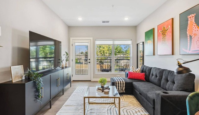 Modern 1BR/1BA Comfort in Columbus