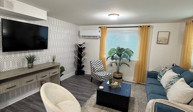 Modern 1BR Near DC – Quiet Comfort, Fast Commute