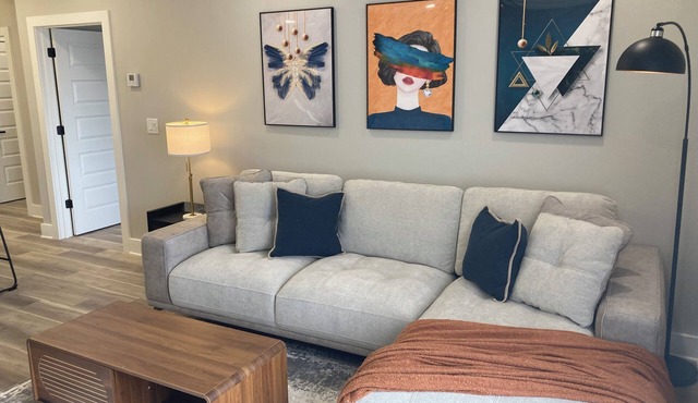 Modern 1BR Near Emory & CDC-307
