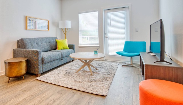 Modern 1BR w/Balcony | Walk to UF & Shands | Perfect for Long Stays