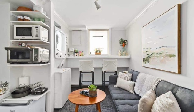 Modern 1BR w/Workspace | Walk to Shops + Parks
