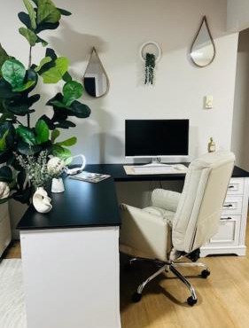 Modern 1BR w/Workspace near O'Hare