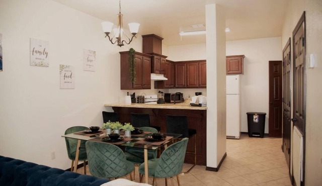 Modern 2 bed 2-bath Next to University Utrgv