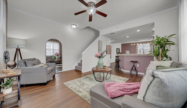 Modern 2-Bed/2-Bath Tampa Apartment: Comfort Meets Convenience for Corporate Travelers