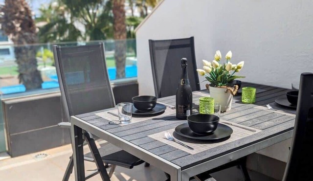 Modern 2 Bed Apt in La Zenia LZ9