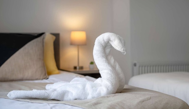 Modern - 2 Bed - Free Parking