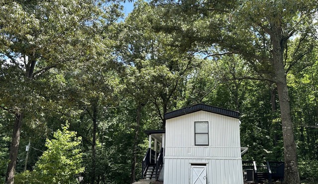 Modern 2 bed Home 10 mins from Dtown Gainesville