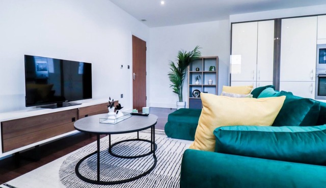 Modern 2 bed luxury Apartment