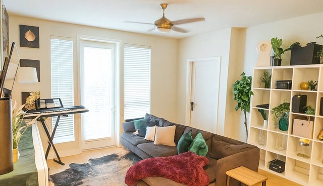 Modern 2-bedroom in Los Angeles 5 minutes from Universal Studios