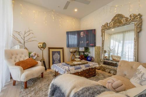 Modern 2-Bedroom, 2-Bath Apt in West Village, West End Brisbane