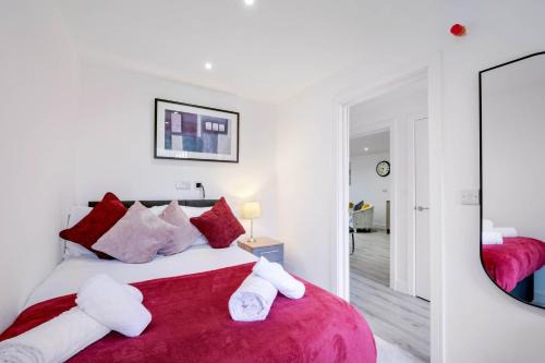 Modern 2 Bedroom Apartments Town Centre Camberley