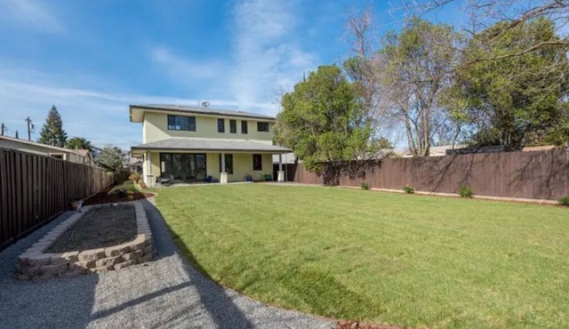 Modern 2 bedroom close to historic downtown winters