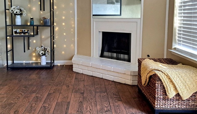 Modern 2 bedroom condo with private backyard