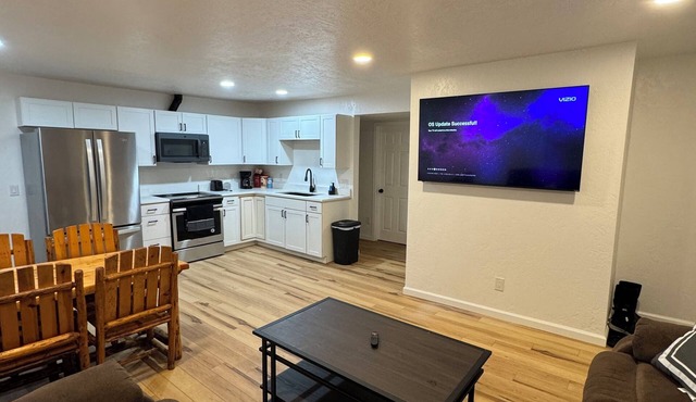 Modern 2 Bedroom house in ANC