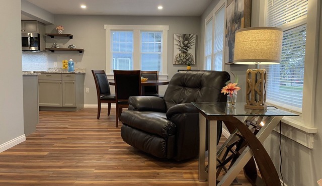 Modern 2 Bedroom Rental House, Close to Lake Michigan