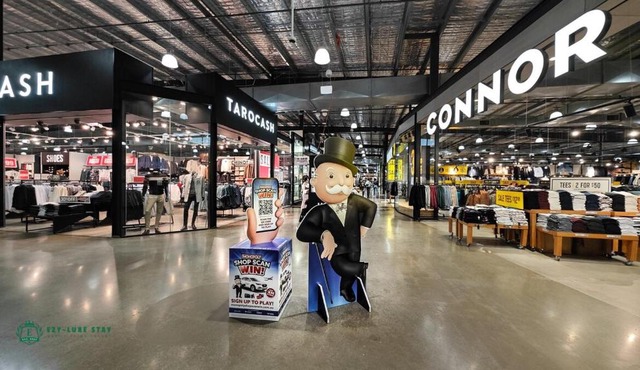 Modern 2-Bedroom Townhouse Near DFO & RMIT