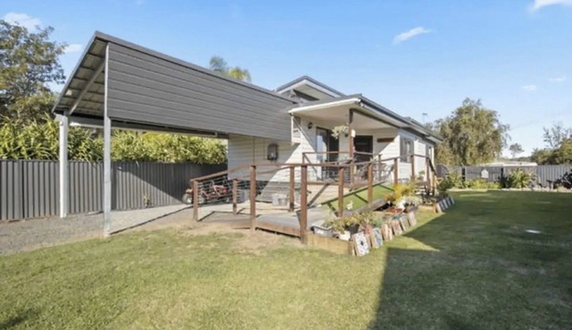 Modern 2 bedroom Unit in the beautiful Scenic Rim