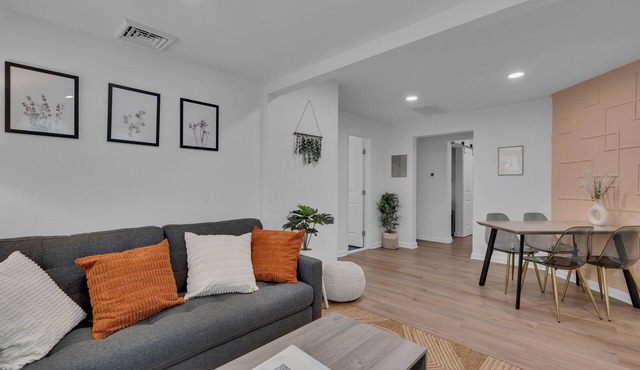 Modern 2-Bedroom Family Beach Bungalow