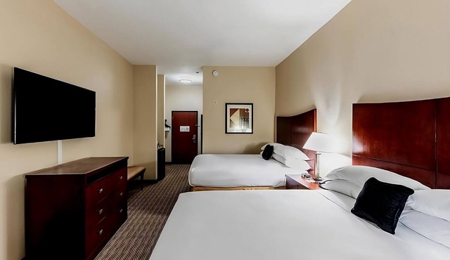 Modern 2 King Beds Room | Red Lion Inn & Suites, Free Parking! Near Baker Hotel