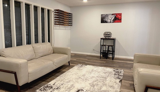 Modern. 2 Master Suites. Near Dtown & Bay - Corporate Vacation