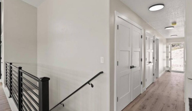 Modern 2024 build, in welcoming Lava Hot Springs. Top unit.