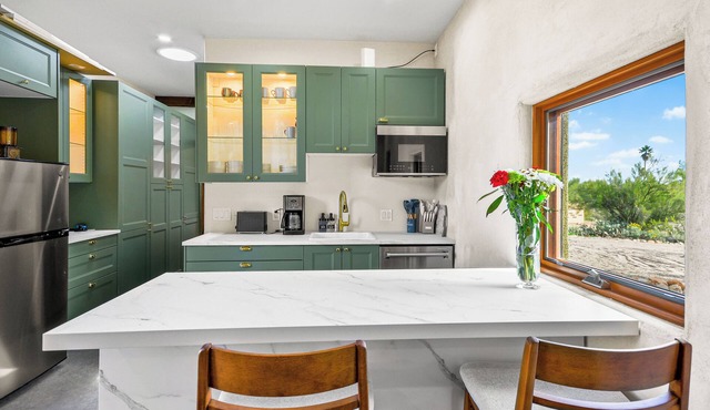 Modern 2BD Foothills Retreat w/Catalina Views