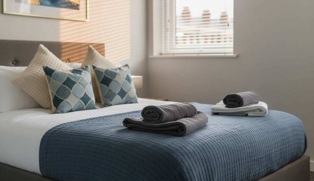 Modern 2BED Liverpool Apartment with Free Parking