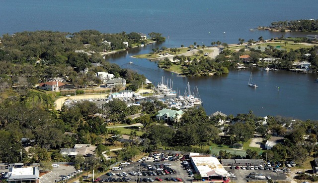 Modern 2BR Apt | Short Drive from Beach & Art Walk