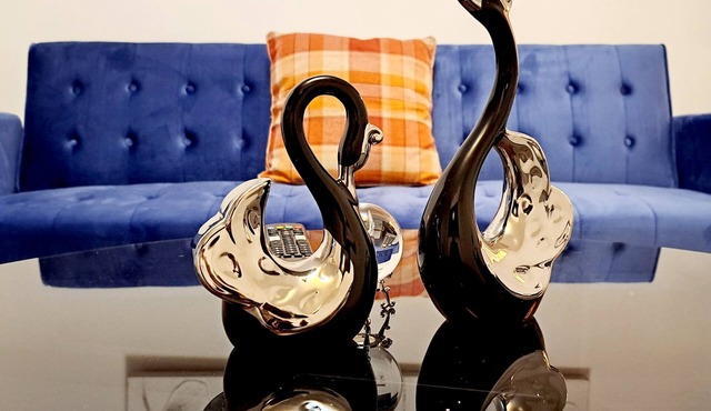 “Modern 2BR Close to Leeds City Centre Free Parking Fast WiFi Pet-Friendly