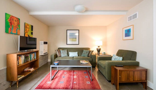 Modern 2BR in Rockridge/Berkeley, Walkable to Shops, Dining, Grocers, BART