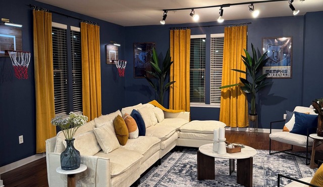 Modern 2BR Luxury Loft Downtown Living + City Views