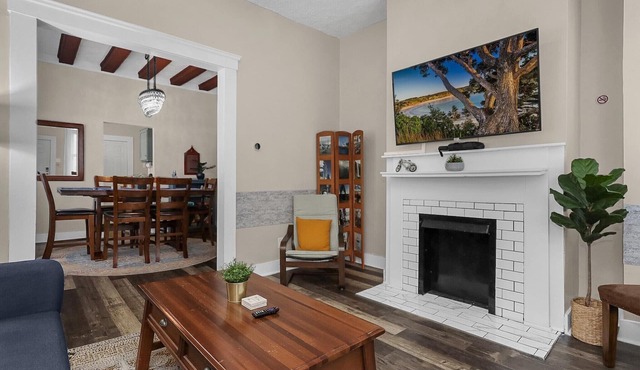Modern❤️2BR near DT, 8 min walk to Franklin Park/Conservatory/Trolley District
