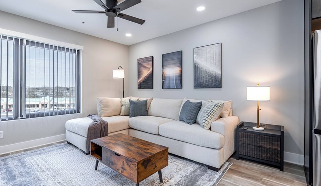 Modern 2BR Near Emory & CDC-312