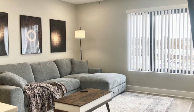 Modern 2BR Near Emory & CDC-301