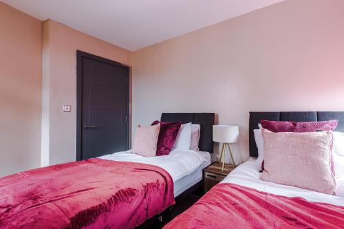 Modern 2BR near Wigan Town Centre