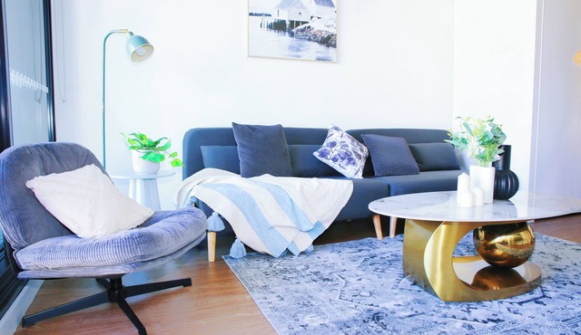 Modern 2BR | Prime Location | Balcony