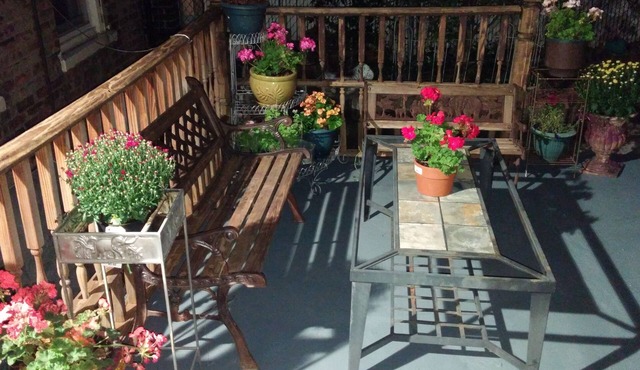 Modern 2BR Retreat Near NYC, Clean, Cozy, Private & Fully Equippedn