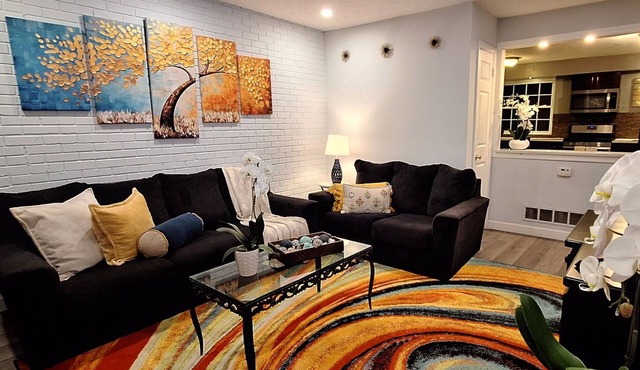 Modern 2BR Retreat - Newly Renovated - Millville