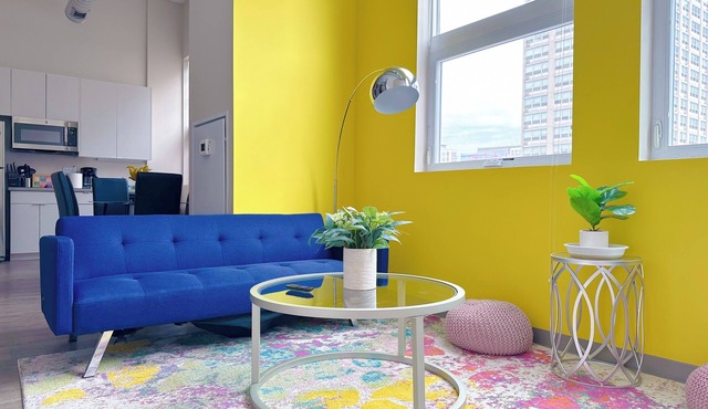 Modern 2BR South Loop Gem Near McCormick Place, Navy Pier, & Adler Planetarium