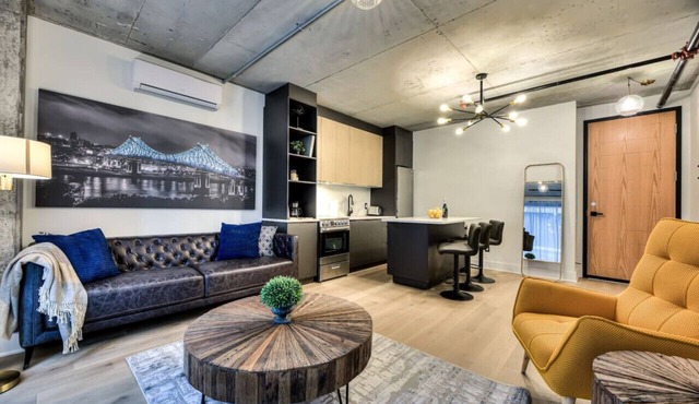 Modern 2BR Suite Old Montreal B3