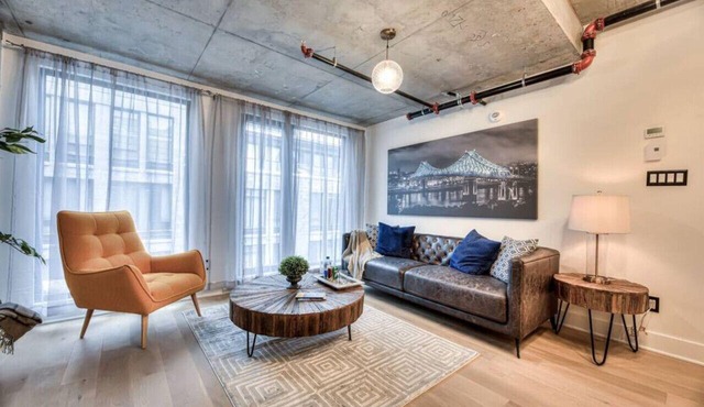 Modern 2BR Suite Old Montreal F3