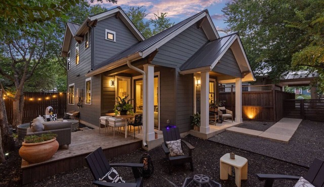 Modern 2BR Zilker Home - Walk to ACL/Cowboy Pool