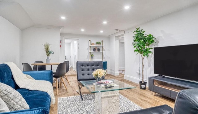 Modern 3 Bdr Homeapt Mins To Notlwineriesfalls
