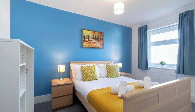 Modern 3 Bed Cheltenham Home