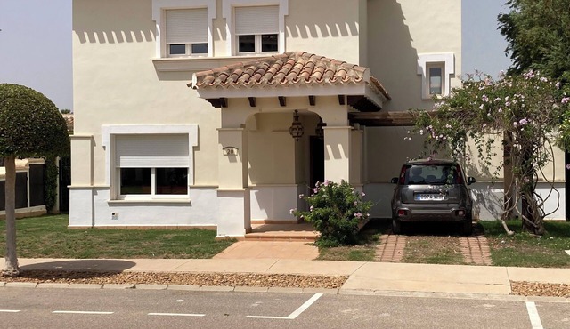 Modern 3 Bed Villa - Golf Side, Own Pool, sleeps 6, Mar Menor Golf Resort