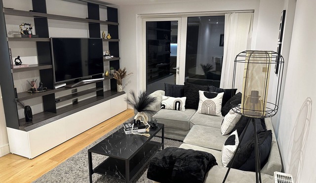 Modern 3-Bedroom apartment in Colindale