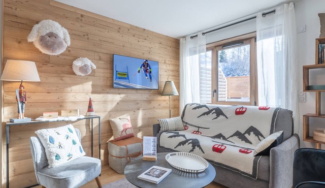 Modern 3-bedroom apartment, ski-in/ski-out, perfect for 6 people