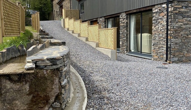 Modern 3 bedroom cottage with stunning views